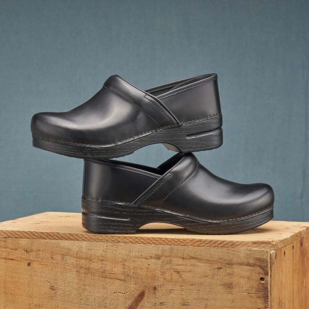NEW Dansko Men’s Cabrio Clog in Black NIB Professional, Classic